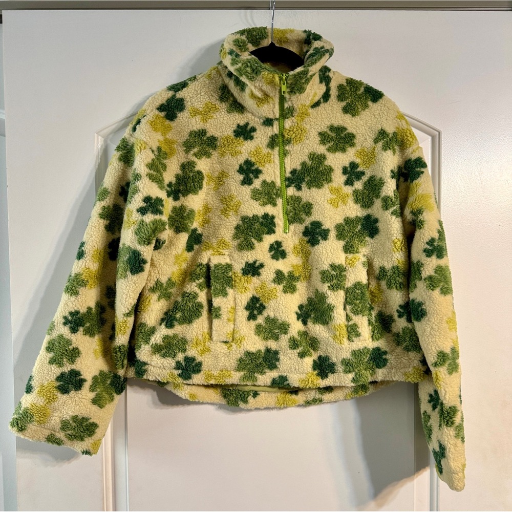 NWT Akair Shamrock Sherpa Fleece Pullover S Green Yellow Clover St Patricks Day